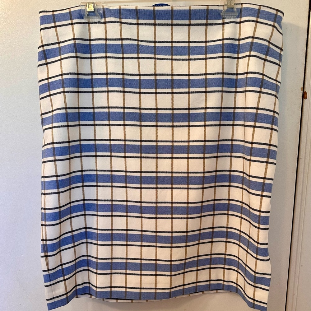 Ann Taylor Factory Plaid Office or Casual Skirt. Size 16